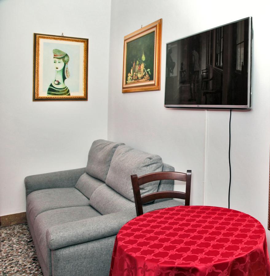 Crispi Rooms Catânia Exterior foto
